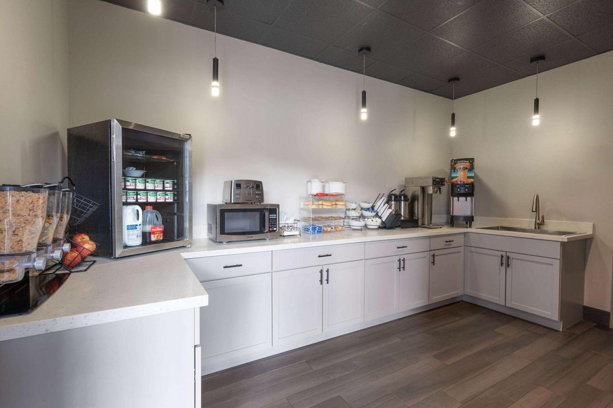 Ramada By Wyndham Studio Suites Dothan Luaran gambar
