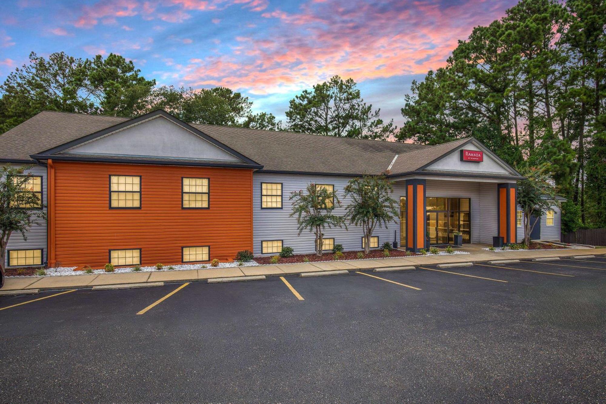 Ramada By Wyndham Studio Suites Dothan Luaran gambar